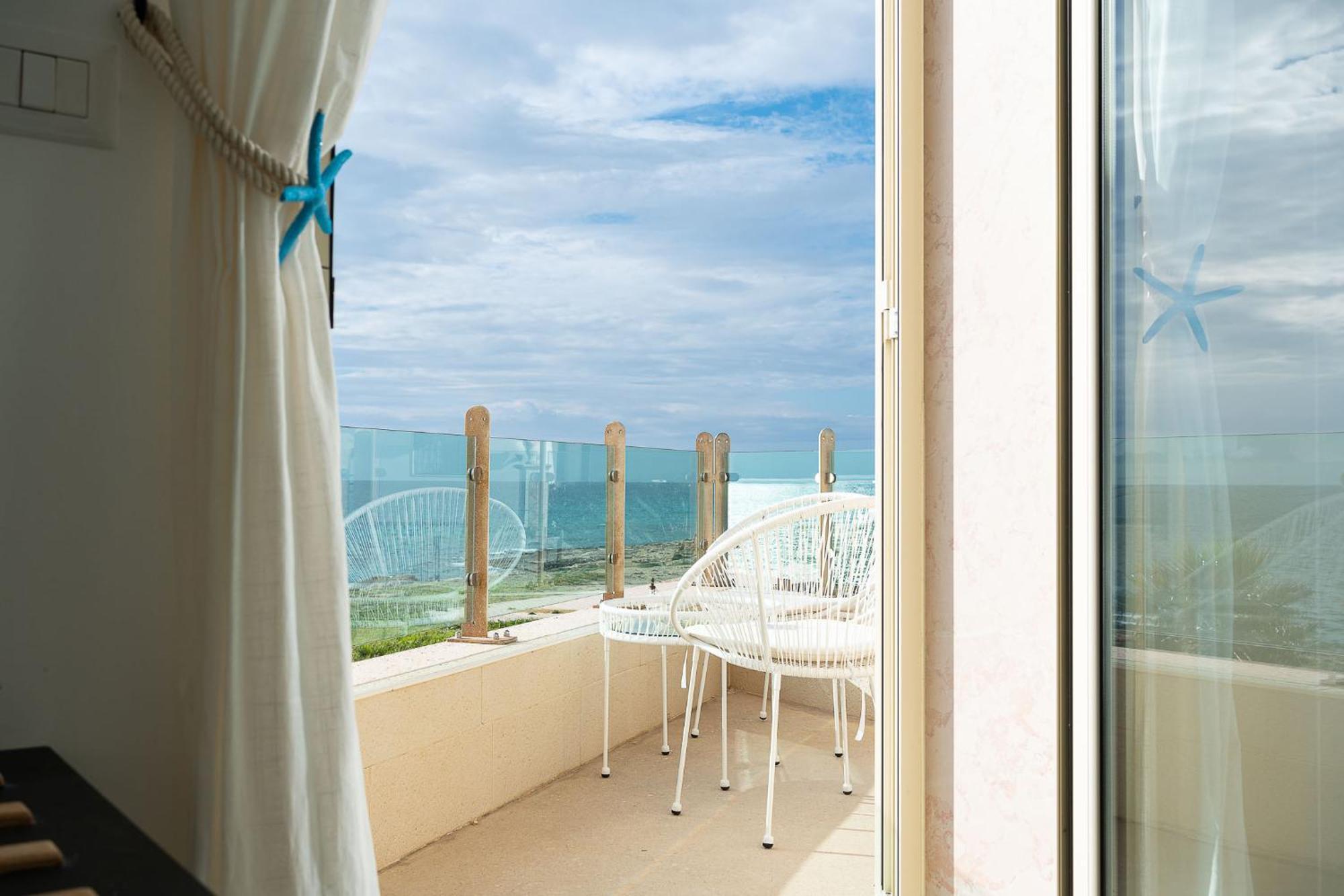 Preferisco B&B E Trattoria Sul Mare Torre Suda Buitenkant foto